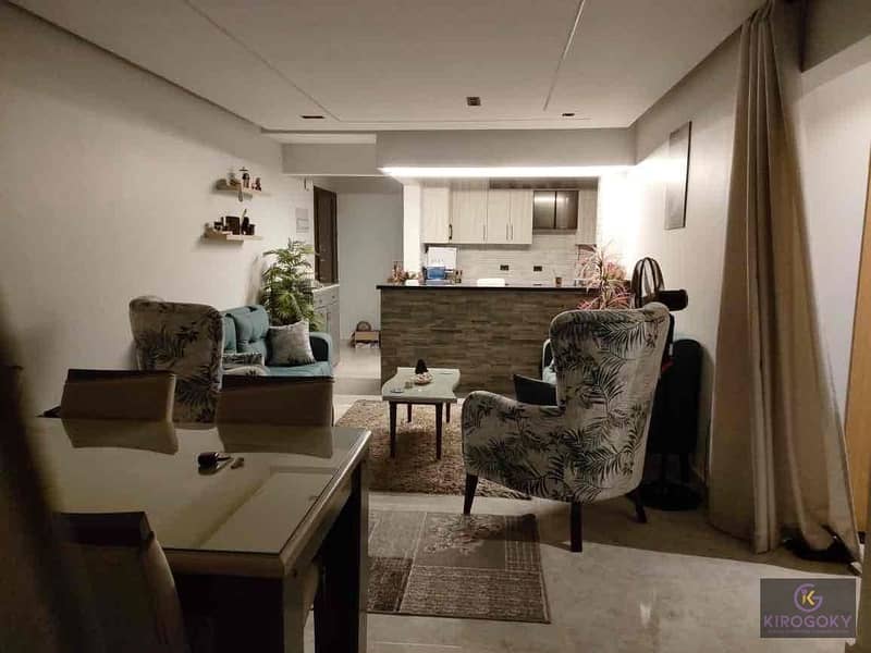 8 8de2d8fa-9ead-4ce2-ac51-0c99f9ad8aa8. jpg