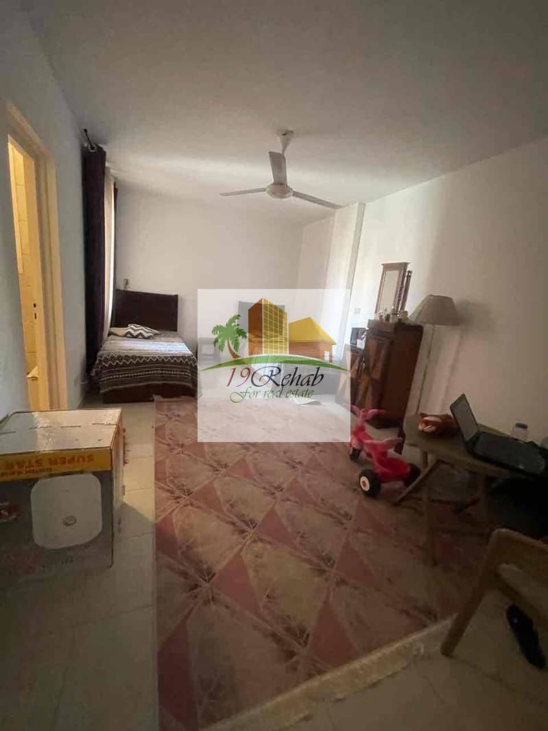 7 e9d04f01-663e-4240-b3c9-79797fa0da57. jpg