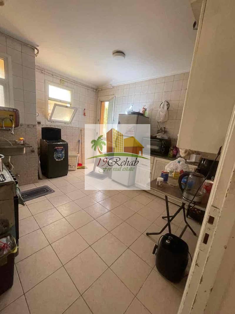 8 028a619d-82fa-4cac-9ee0-4c5998547e0a. jpg