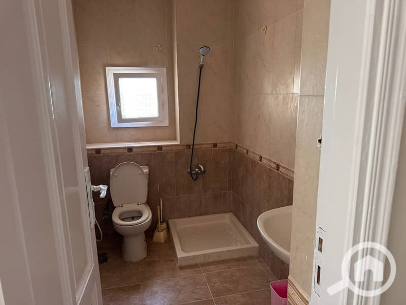 20 WhatsApp Image 2025-11-27 at 4.39. 41 PM. jpeg