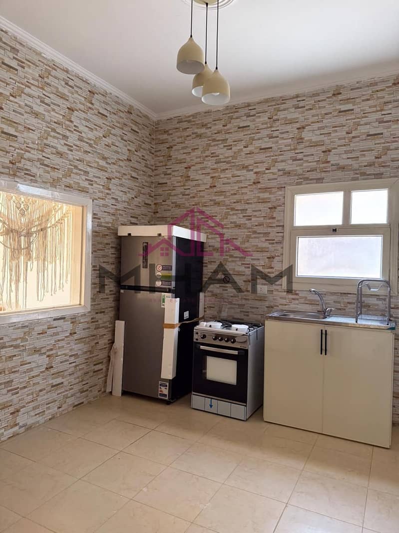 7 photo_5855166711361899513_y. jpg