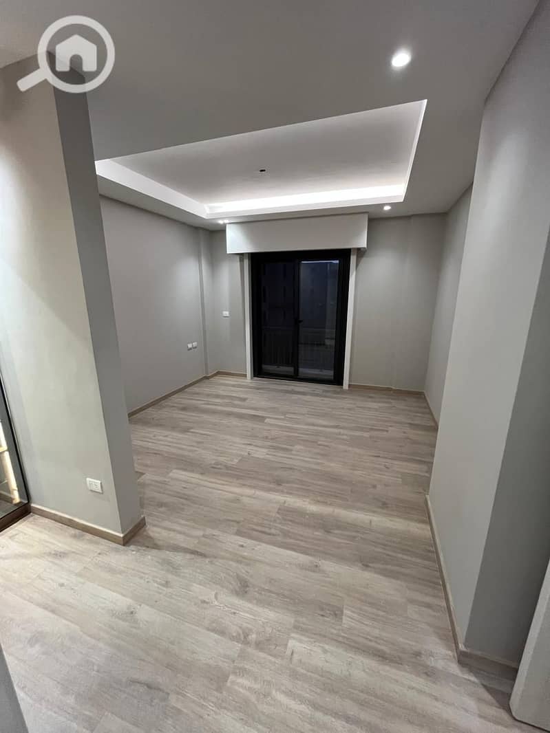 10 WhatsApp Image 2025-11-19 at 12.26. 05_065e4b07. jpg