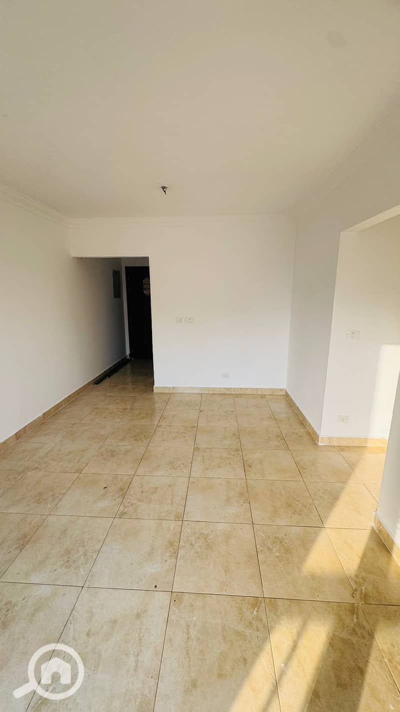 2 293e5e3c-d919-4bc4-b36d-fcb79e63bcd9. jpeg