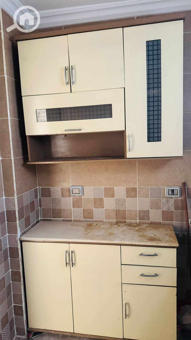 6 e25a2527-0f6a-4f21-8572-f2f15d8d4dea. jpeg