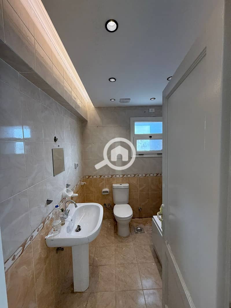 14 WhatsApp Image 2025-11-29 at 5.04. 39 PM (1). jpeg