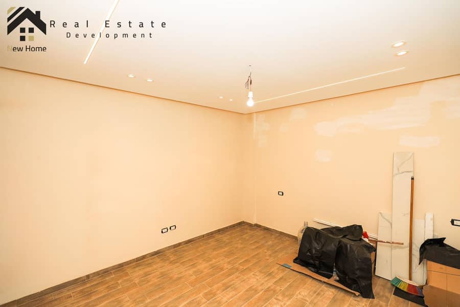 2 WhatsApp Image 2025-11-29 at 15.09. 28_207c0e96. jpg