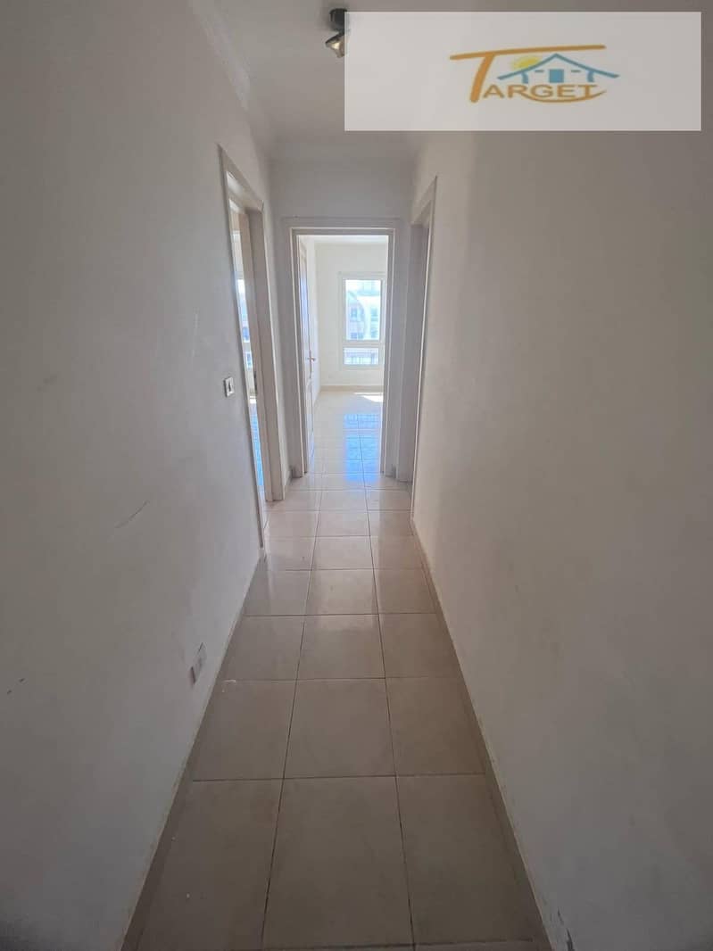 3 2f495b70-a7b8-4b42-a05c-81521243252c. jpg