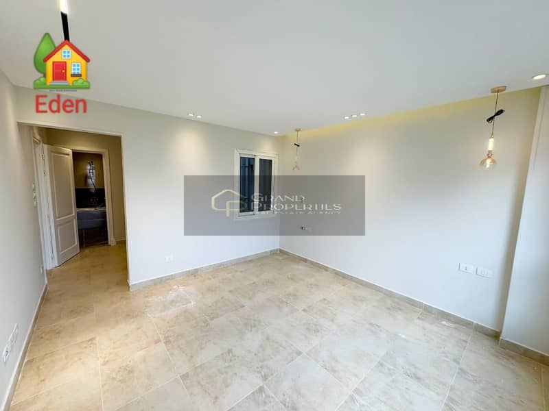 13 04239615-2496-445b-a7a0-3c14a1f2c963. jpg