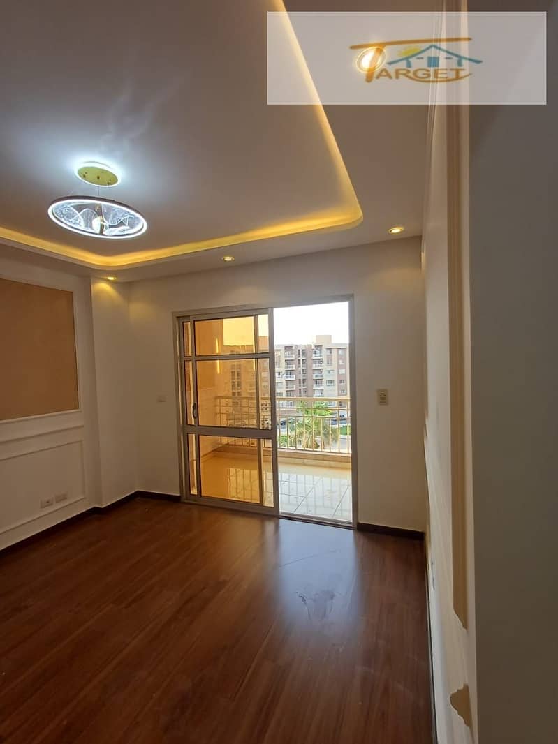 4 c4a67ab1-289f-4b5b-b789-f5eba72765b0. jpg