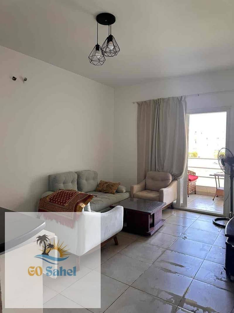 4 bb8c7a61-7d90-4f78-8908-1664909733af. jpg