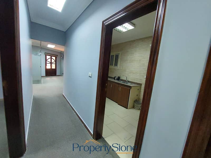 6 WhatsApp Image 2025-11-29 at 4.41. 55 PM. jpeg