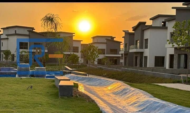 8 558098637_1894811167747379_8947835006796419179_n. jpg