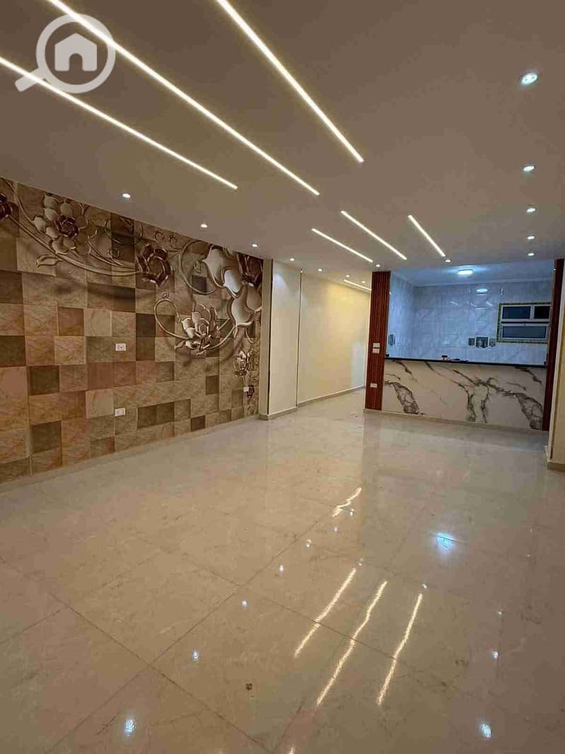 1000442175. jpg 1000442175. jpg