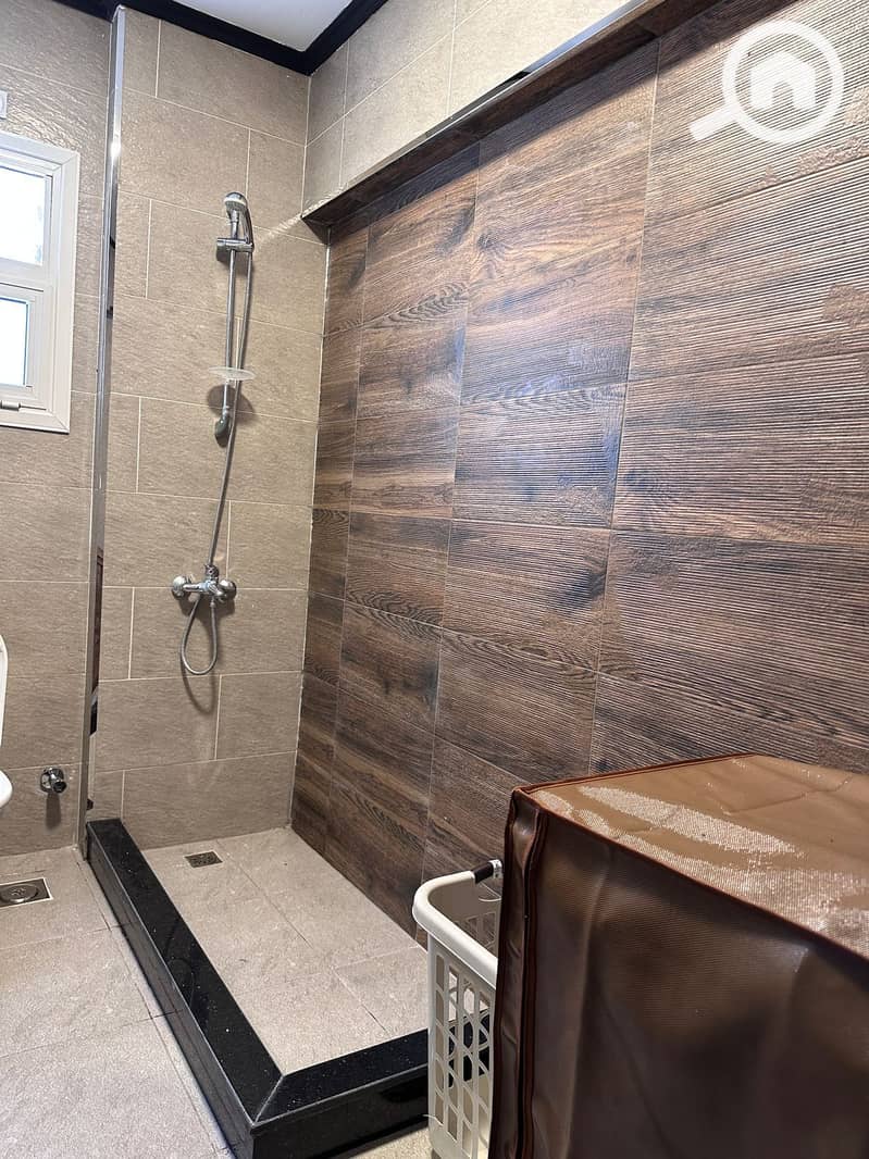 7 46249a8c-033b-497f-ac12-3b746fa18769. jpg