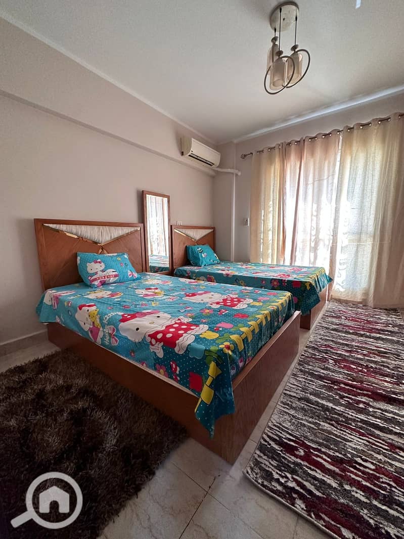 9 e13c13ae-580c-42f3-9d4d-7551fa057bce. jpg