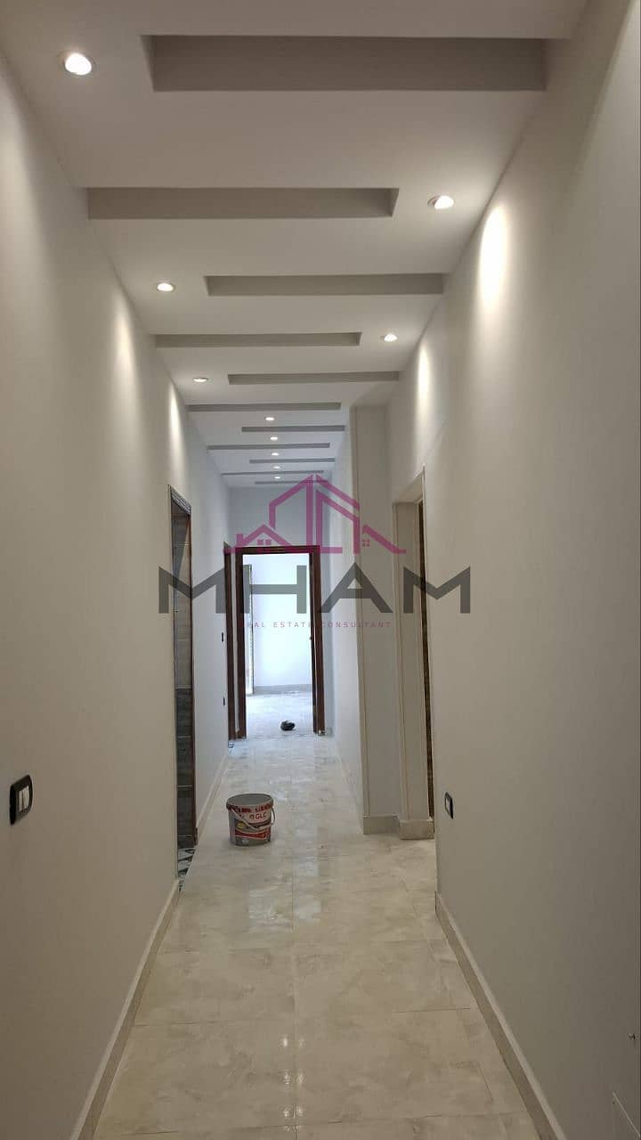 6 photo_5859211007186636002_y. jpg