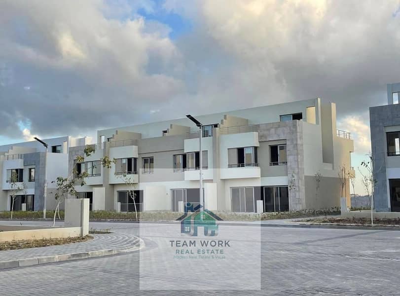 8 48bd64d0-383a-47c9-bd3a-f56f5582a6dd. jpg