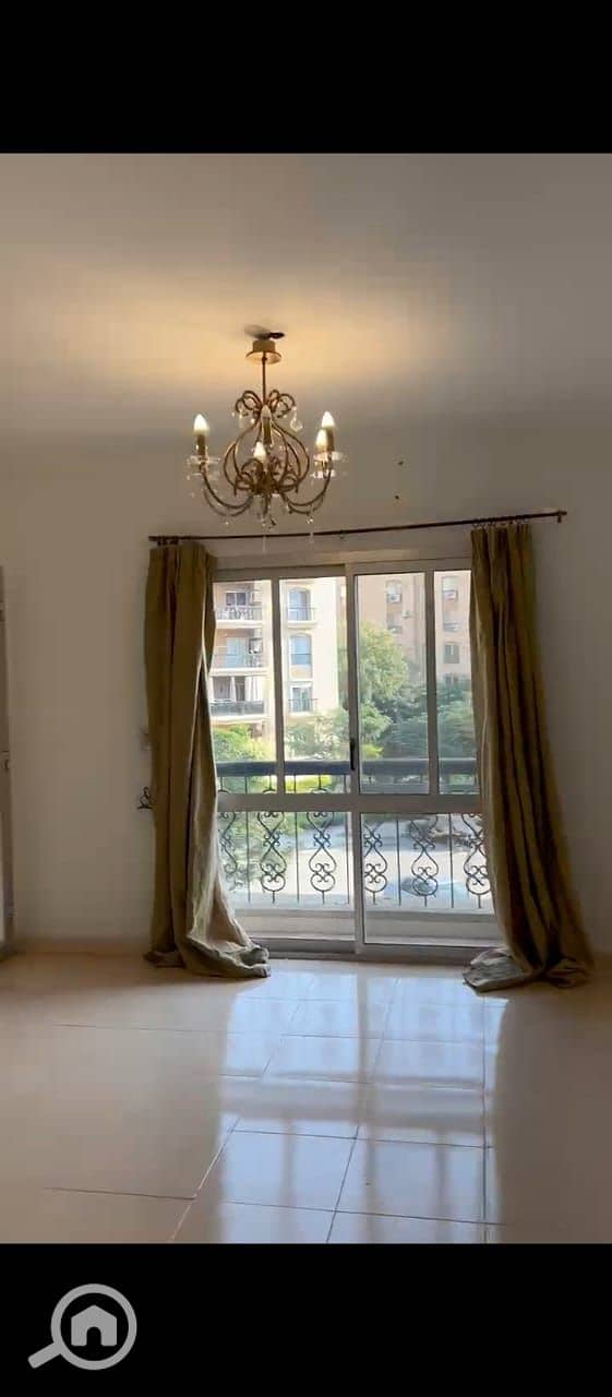 6 WhatsApp Image 2025-11-29 at 18.39. 24_7ffb1fdf. jpg