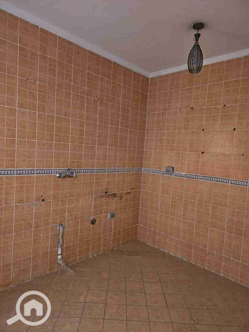 5 FB_IMG_1764435901246. jpg