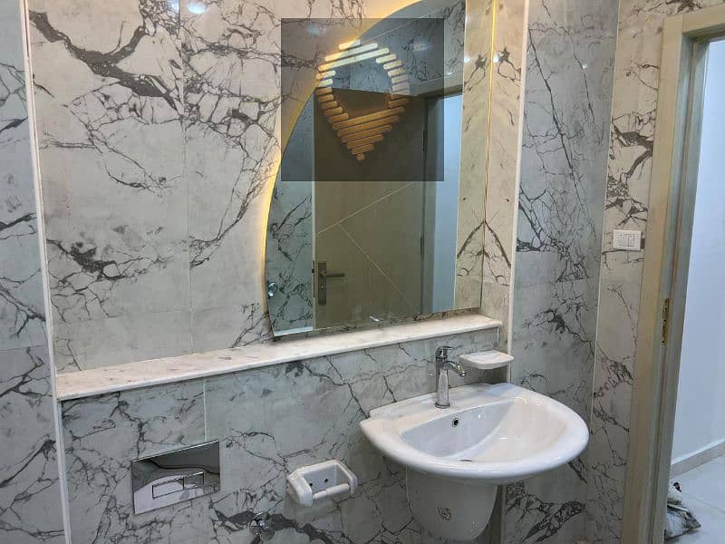 13 WhatsApp Image 2025-11-24 at 18.20. 19_4ba55d37. jpg