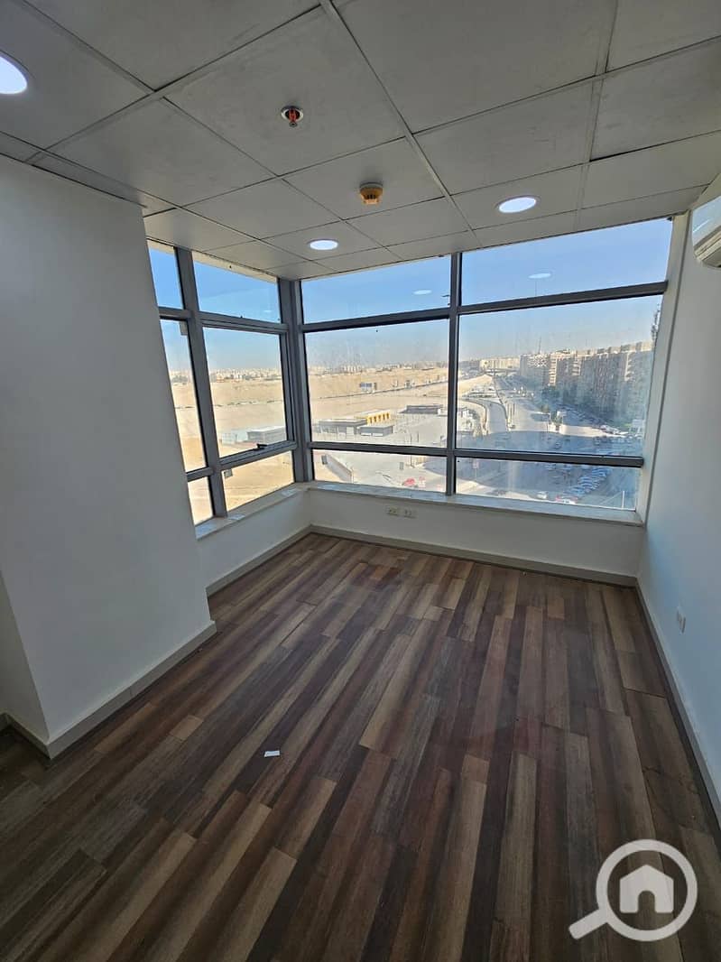 16 WhatsApp Image 2025-11-29 at 5.22. 29 PM. jpeg