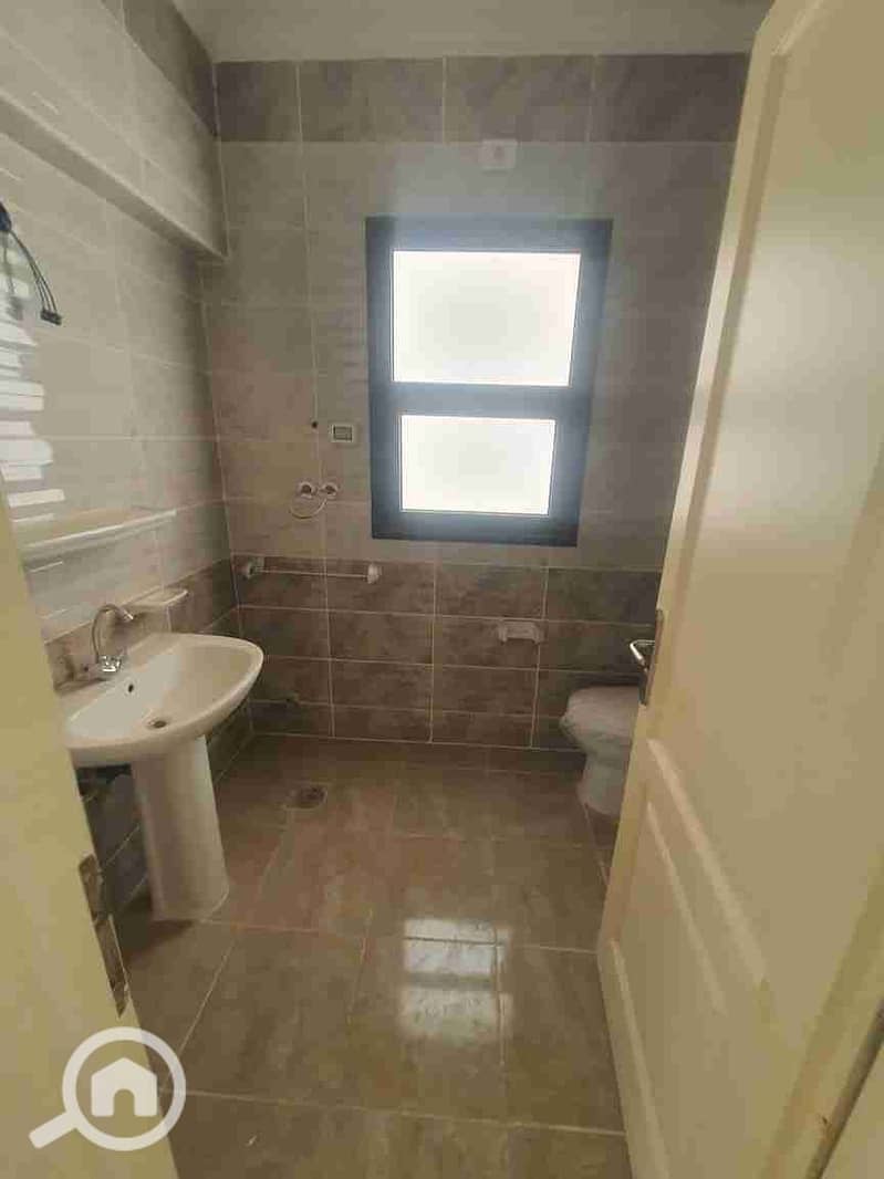 11 IMG-20251113-WA0040. jpg