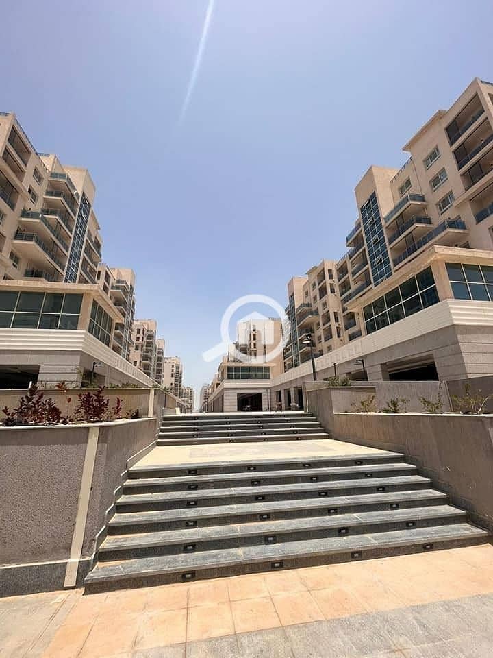 10 0af8e867-778c-437c-8fd0-0ac550e33c5d. jpg