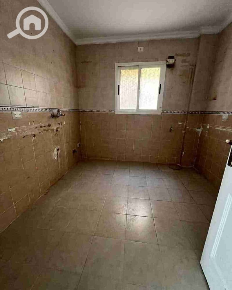 5 FB_IMG_1764176931195. jpg