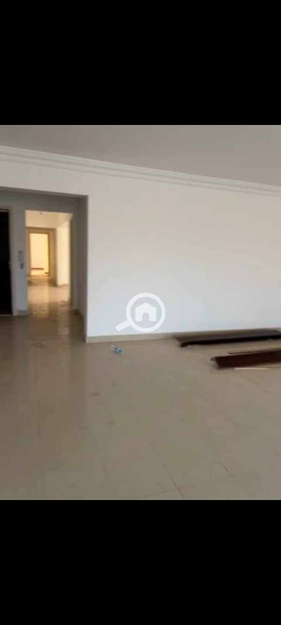 7 5cbbce2a-929c-410f-86ff-9c17eee266b2. jpeg