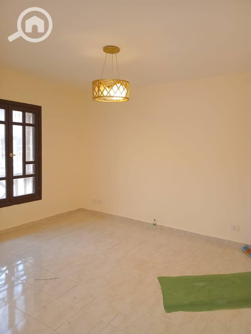 7 f6c584e7-a1a1-4c92-82ec-44c301346425. jpeg