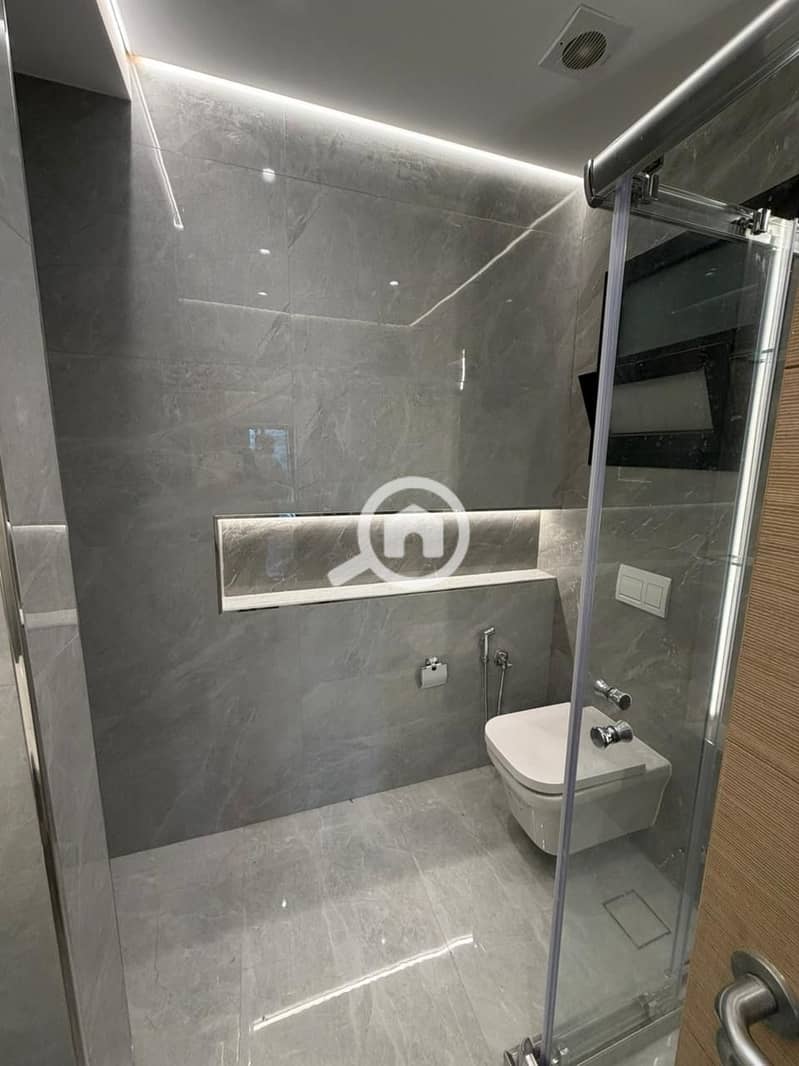 13 bfbb211d-fe9c-4a83-a91e-05a842bd7f48. jpeg