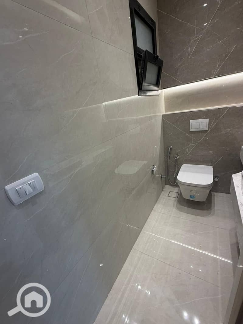 16 4af248e5-98a7-47f9-8277-08963f0ac006. jpeg