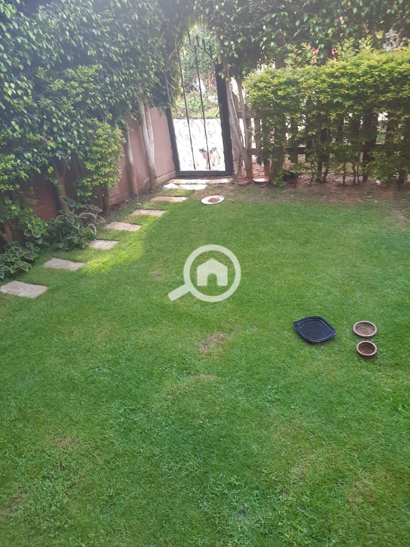 4 e3a69f46-0074-4db7-b964-2d63429bfb2f. jpeg