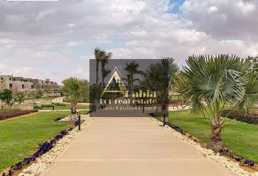 3 fd947645-30aa-459c-86ef-0786da9a915a. jpg