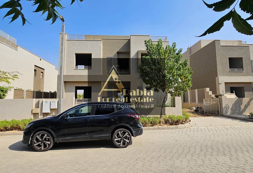 5 8fbd56d4-5afa-4fc7-b500-aa32684dcbfe. jpg