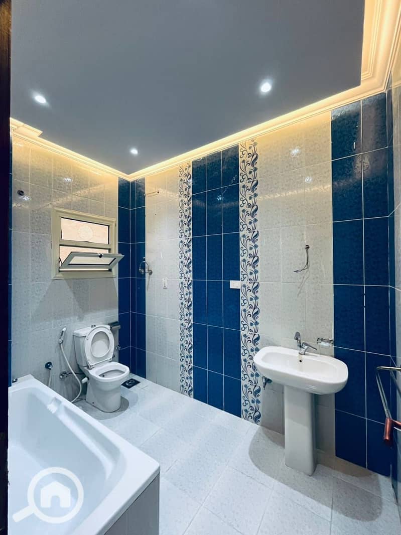 8 IMG-20251029-WA0454. jpg