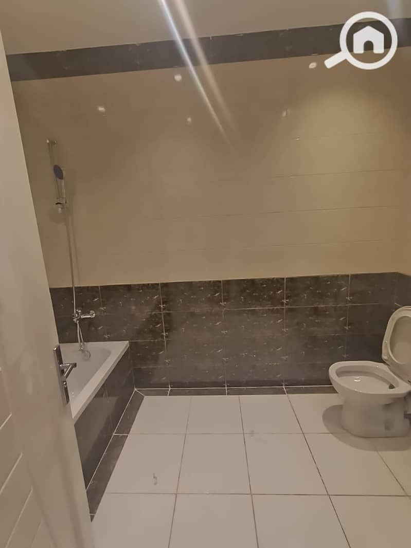 11 WhatsApp Image 2025-11-29 at 8.39. 19 PM (2). jpeg