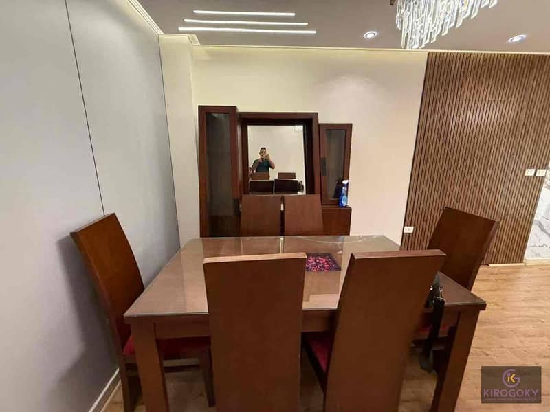 8c5934eb-bfc5-4488-a334-ebaa43a60393. jpg