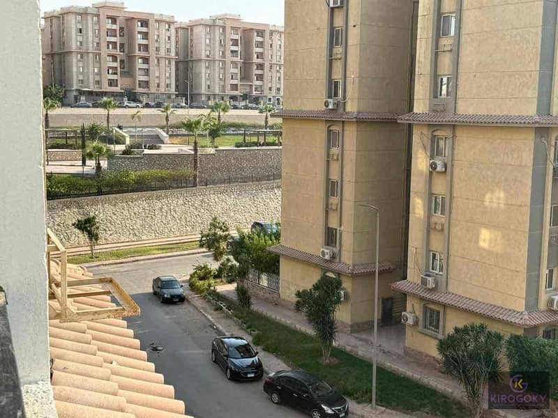 2 b7349da2-da84-463a-b942-0116e95a5db8. jpg