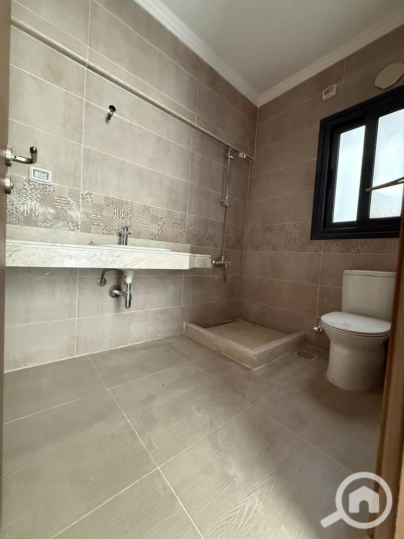 6 WhatsApp Image 2025-11-26 at 3.22. 49 PM (2). jpeg