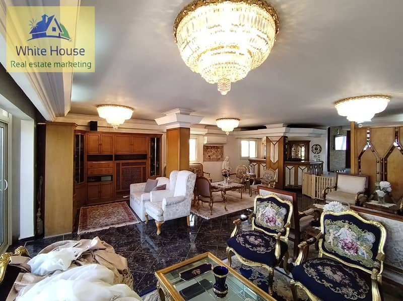 4 7685decd-46b4-4073-a6a4-258f782f6b13. jpg