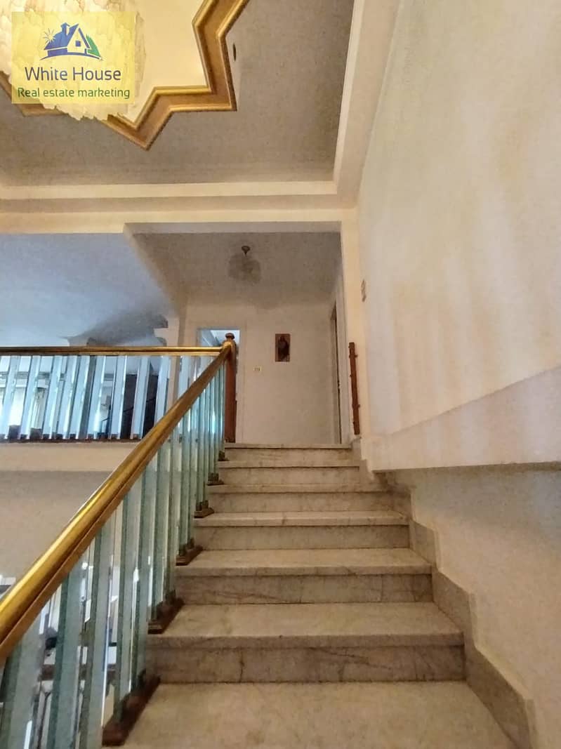 5 8867cdb6-f4e7-4236-831f-880a8be61de6. jpg