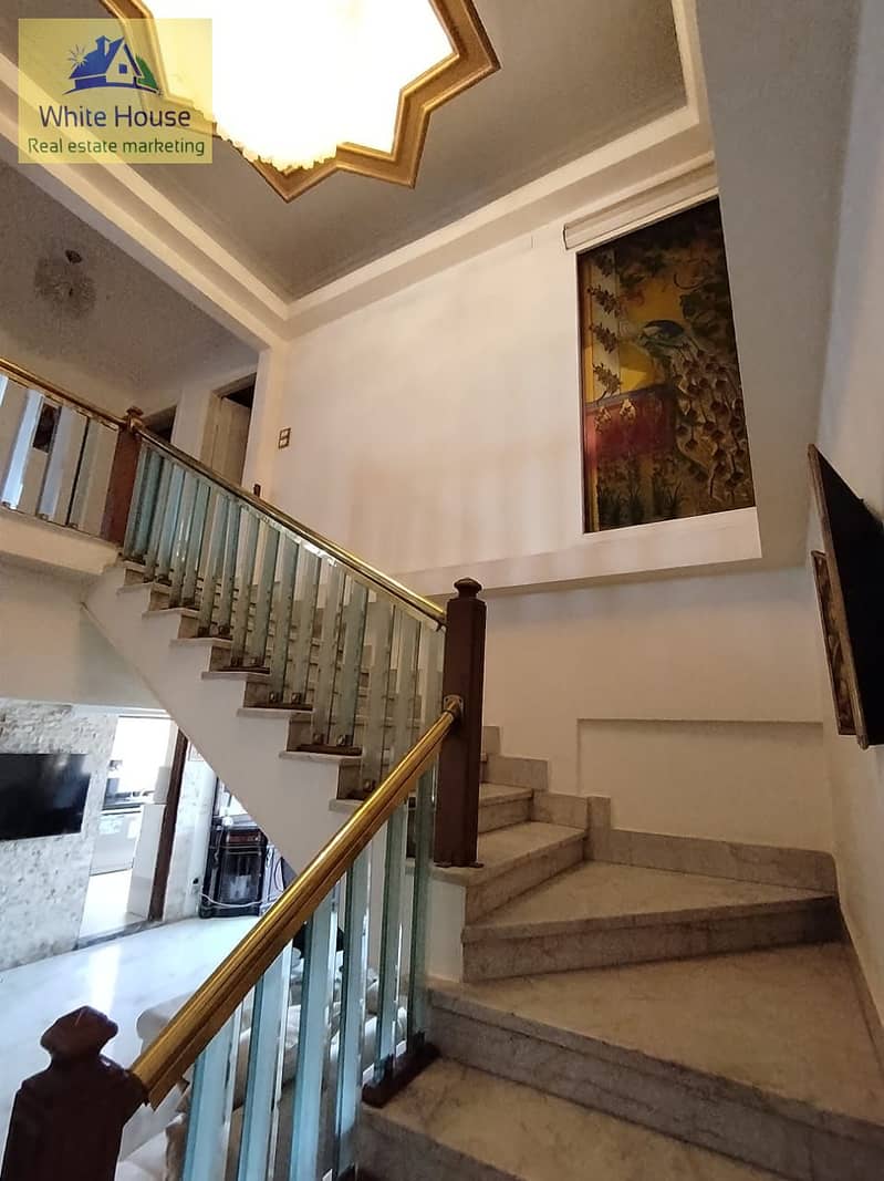 9 bc059a5d-9e65-4996-9134-0c3dceb66cda. jpg