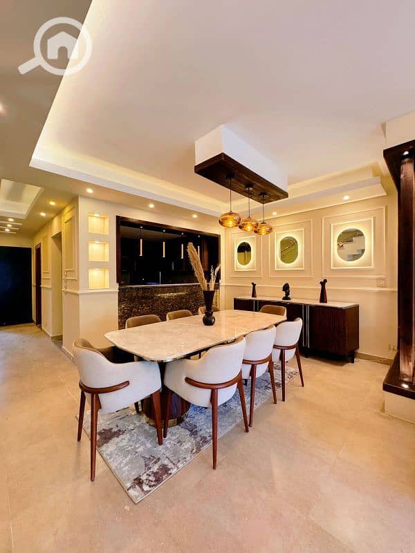 فيلا للايجار مفروش اول سكن كمباوند هايد بارك