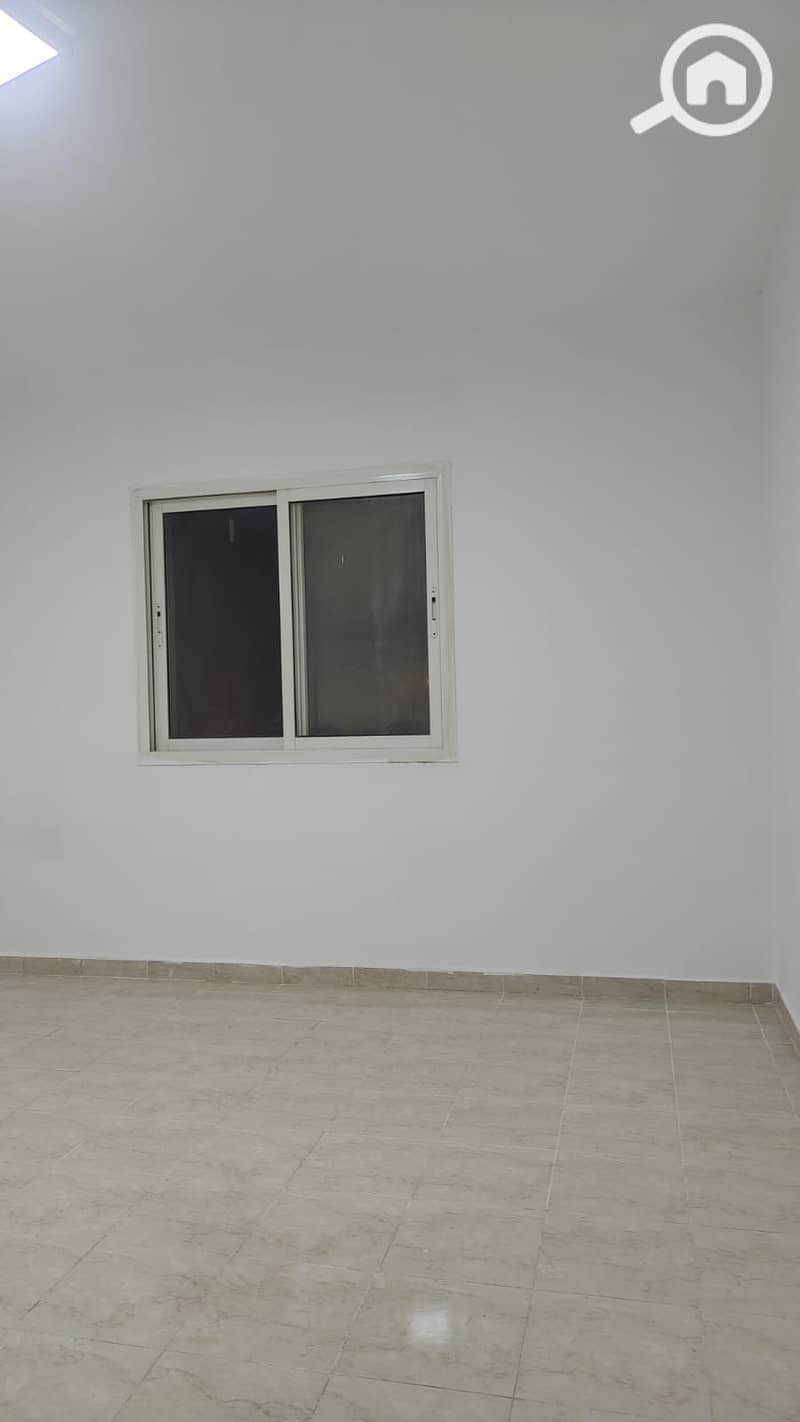 2 WhatsApp Image 2025-11-29 at 10.50. 52 PM (1). jpeg