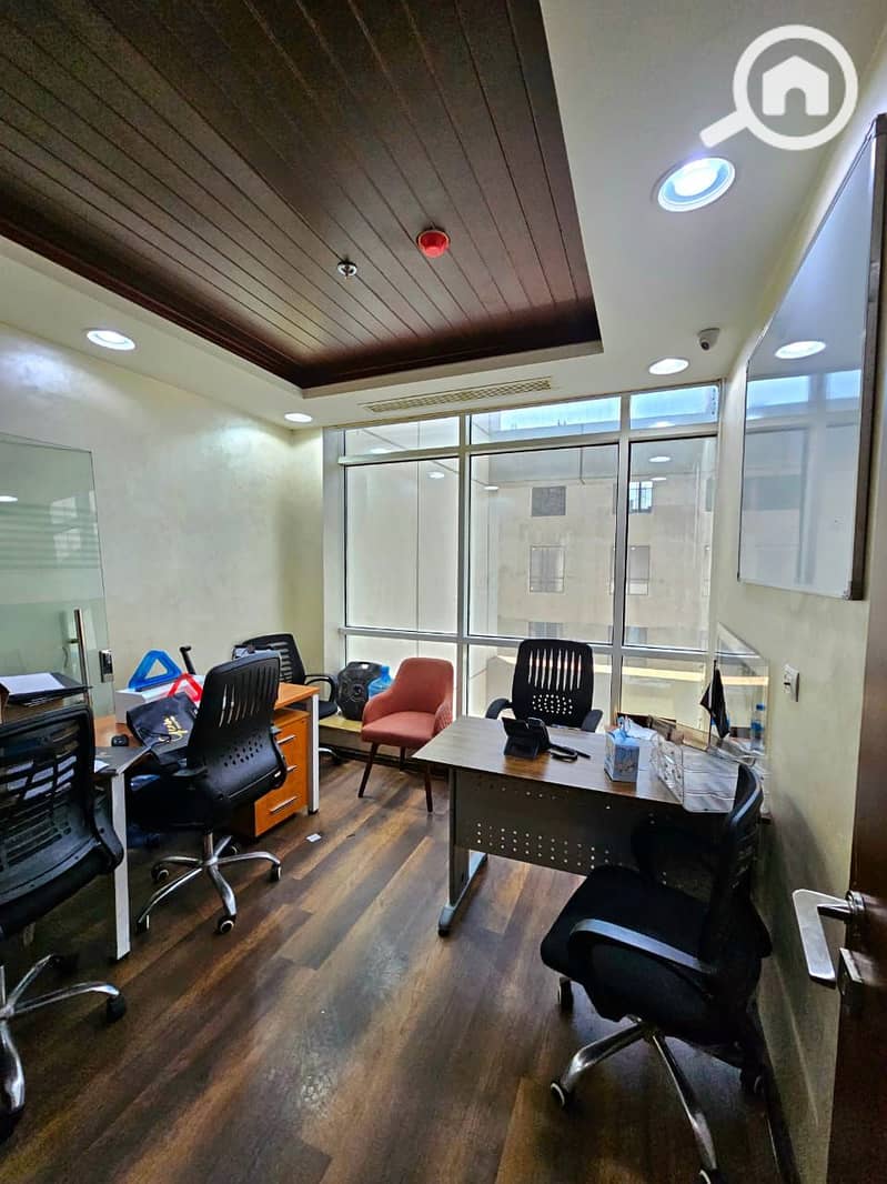 17 WhatsApp Image 2025-11-29 at 11.00. 06 PM (4). jpeg