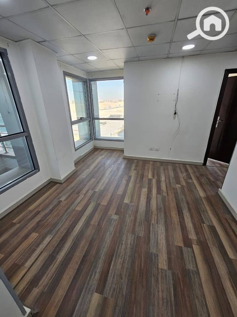 4 WhatsApp Image 2025-11-29 at 5.22. 35 PM. jpeg