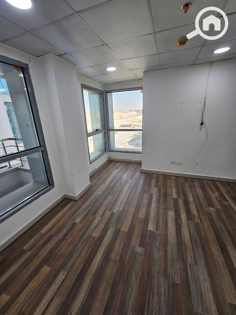 12 WhatsApp Image 2025-11-29 at 5.22. 30 PM (1). jpeg