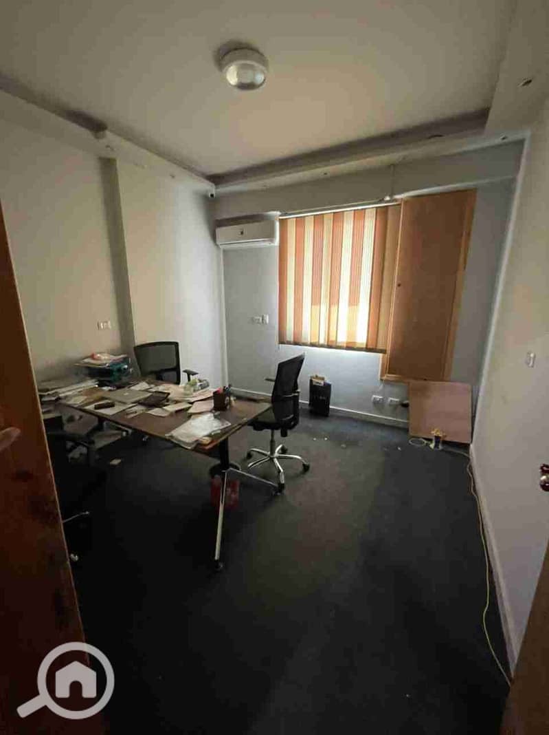 1000292223. jpg 1000292223. jpg