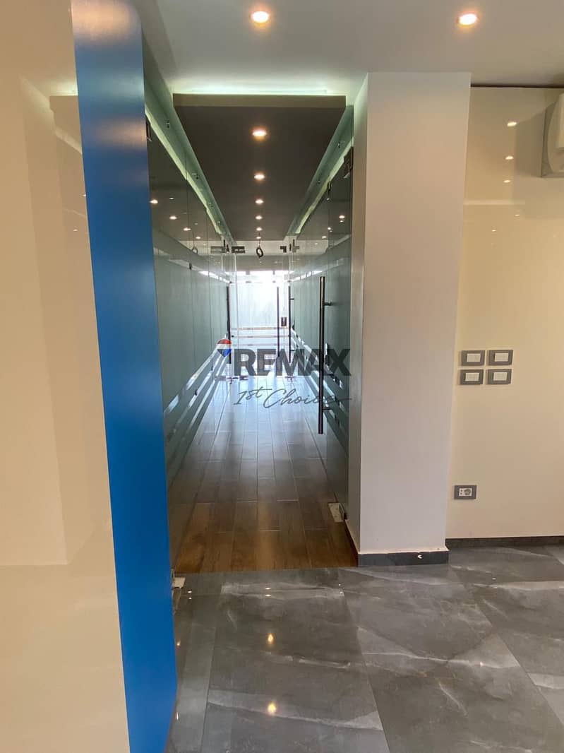 3 245cbf93-a09b-4532-8204-b5b1930d5e26. jpg